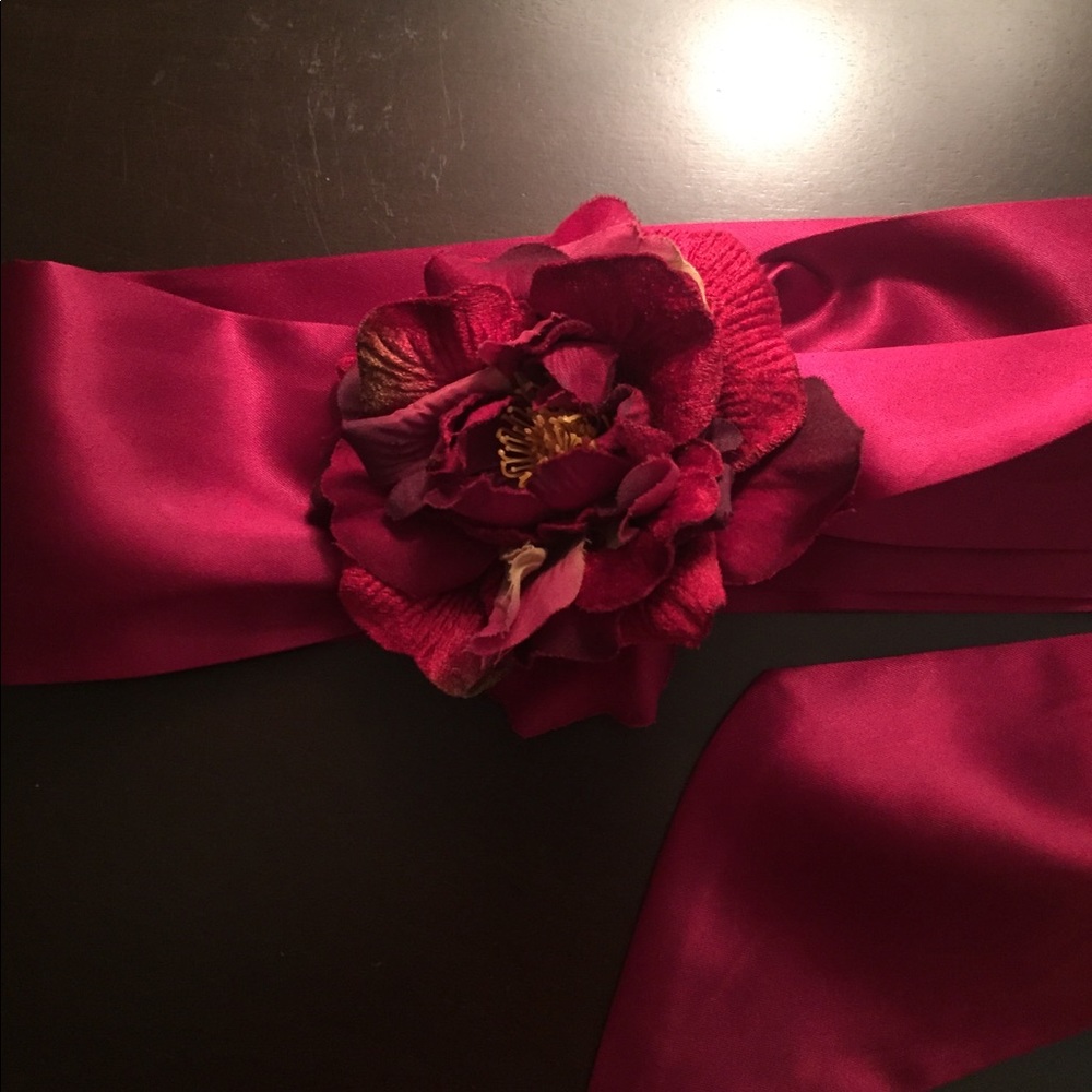 cara New York floral belt.